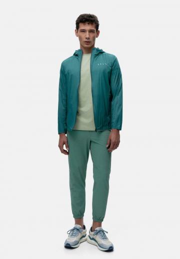 Брюки с накладными карманами