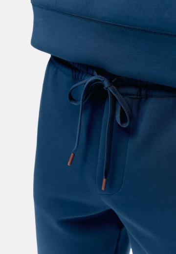 Спортивныве шорты