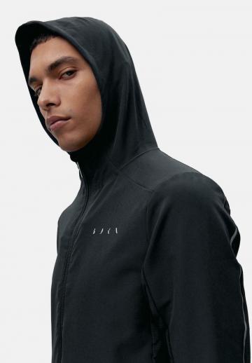 Спортивная куртка