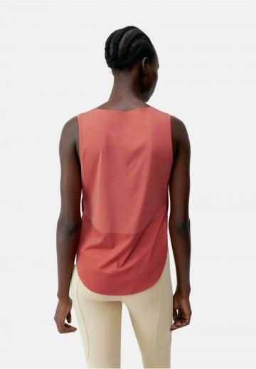 Спортивный топ