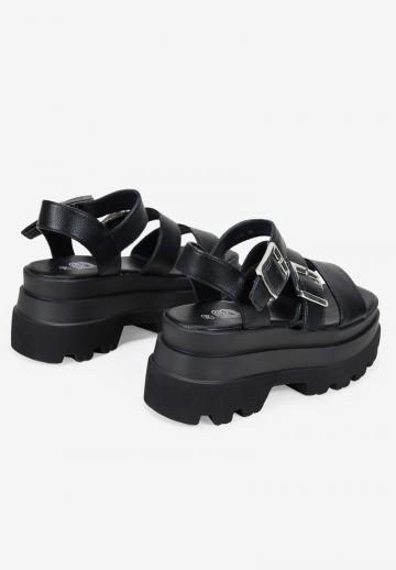 Босоножки на платформе