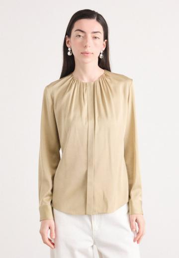 Шелковая блузка