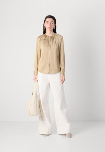 Шелковая блузка