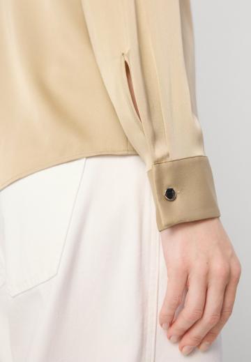 Шелковая блузка