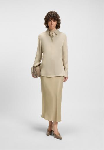 Атласная блузка