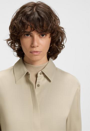 Атласная блузка