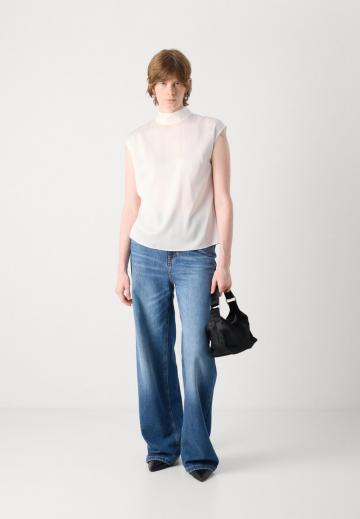 Шелковая блузка