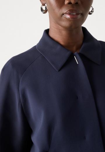 Короткая куртка