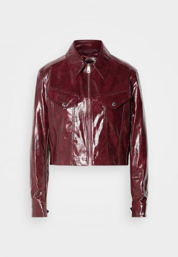 Короткая куртка