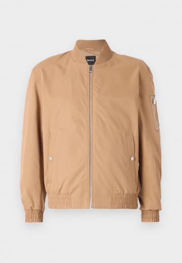 Куртка бомбер