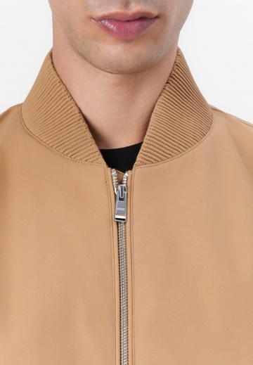 Куртка бомбер