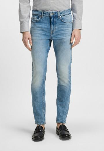 Узкие джинсы