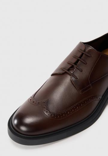 Ботинки на шнуровке