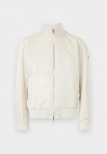 Куртка бомбер