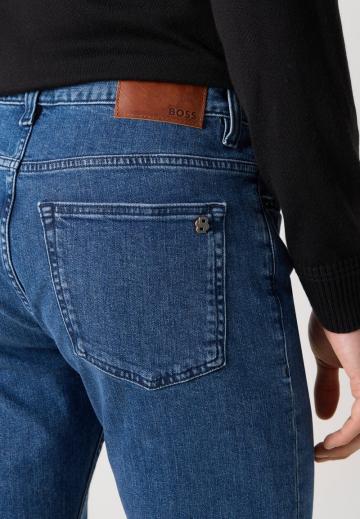 Узкие джинсы