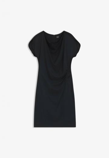 Платье футляр