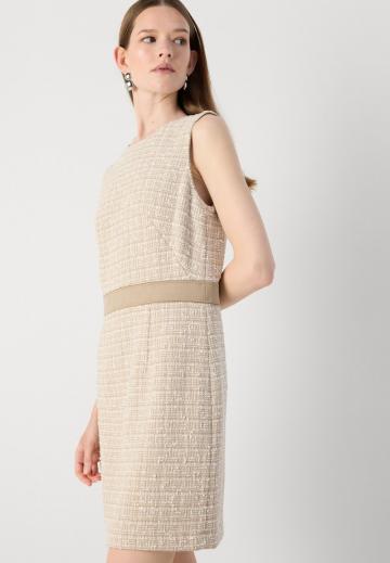 Платье футляр