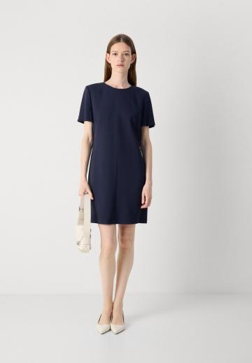 Короткое платье