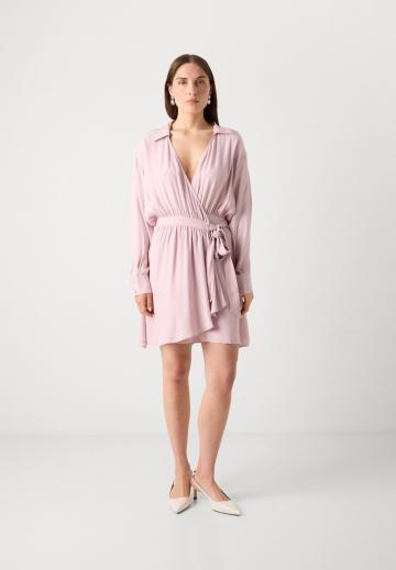 Коктейльное платье