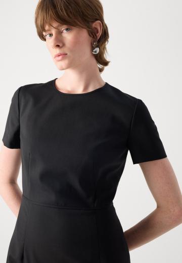 Платье футляр