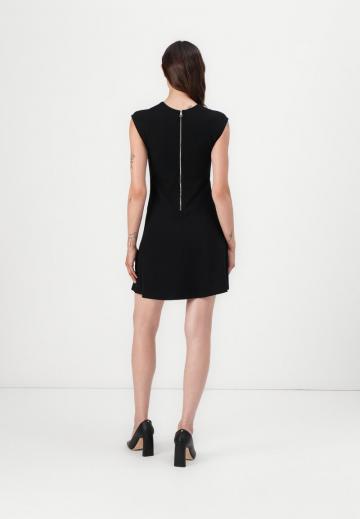 Короткое платье