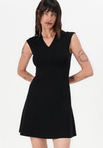 Короткое платье