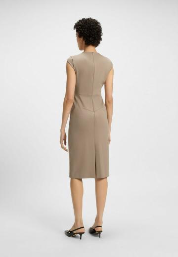 Платье футляр