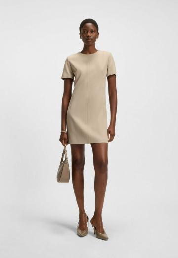 Короткое платье