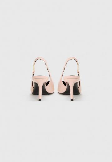 Туфли на высоком каблуке