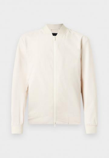 Куртка бомбер