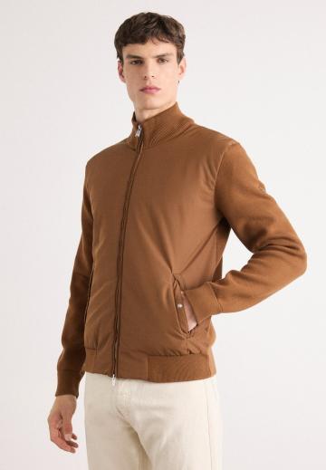 Вязаная кофта