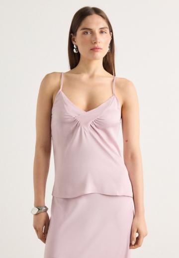 Топ на бретельках