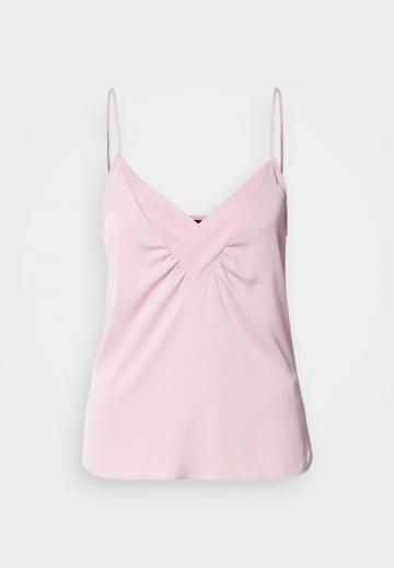 Топ на бретельках