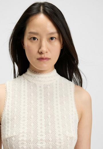 Блузка без рукавов