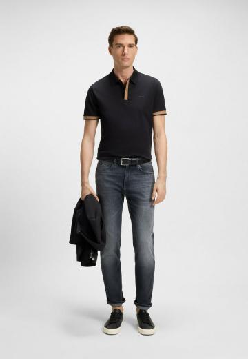 Узкие джинсы