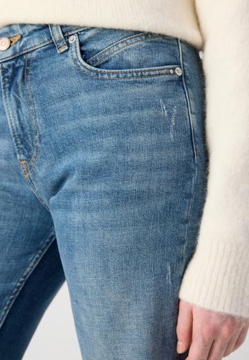 Клешеные брюки