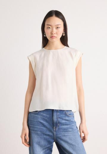 Атласная блузка