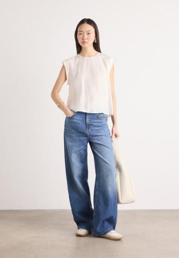 Атласная блузка