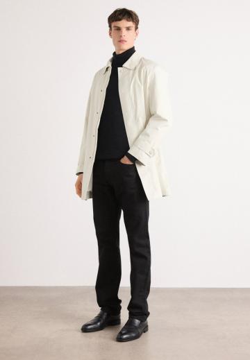 Шерстяное пальто