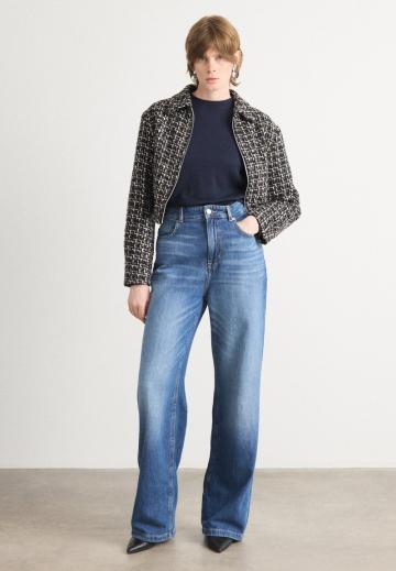 Короткая куртка