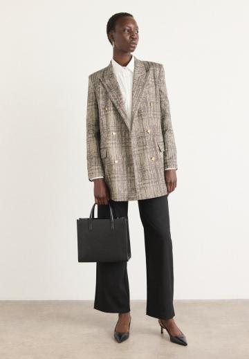 Длинный блейзер