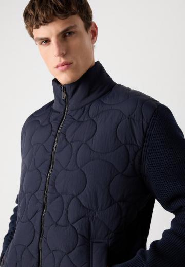 Вязаная кофта