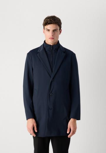 Шерстяное пальто