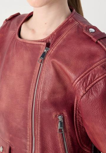 Короткая куртка