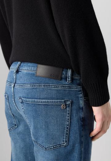 Узкие джинсы