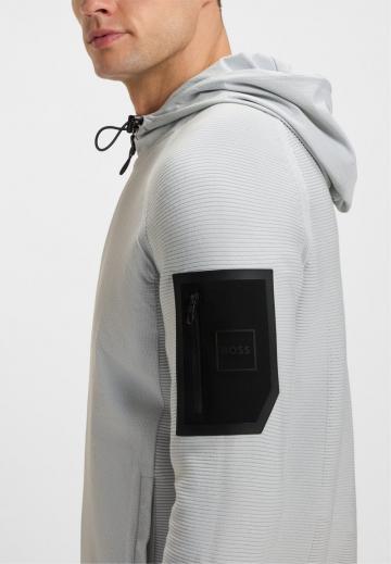 Вязаная кофта