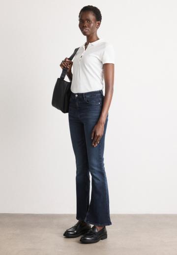 Клешеные брюки