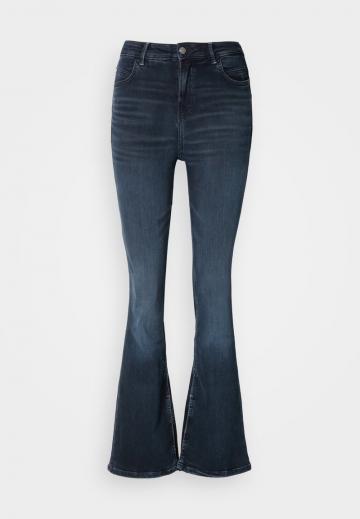 Клешеные брюки