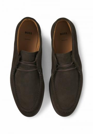 Ботинки на шнуровке