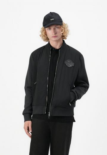 Куртка бомбер